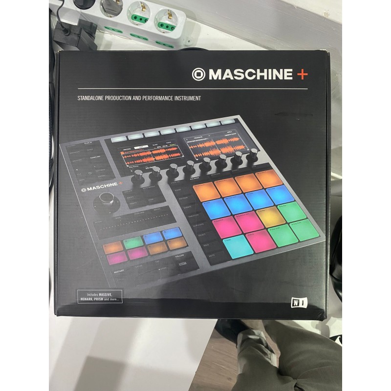 Native Instruments Maschine Plus - B-Stock